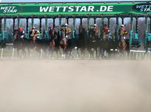 Dortmund am Sonntag – 72 Pferde in sieben Rennen dortmund_auftakt