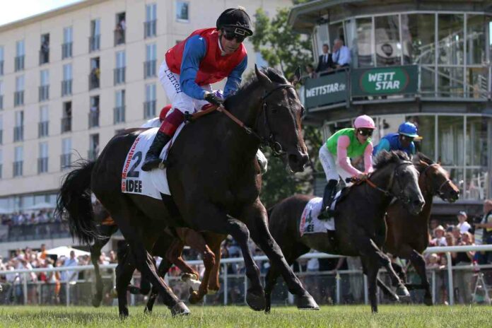 So Moonstruck So Moonstruck