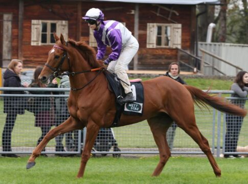 Gruppe III-Sieger Alpenjäger beim Comeback mit Sibylle Vogt Alpenjäger mit Sibylle Vogt