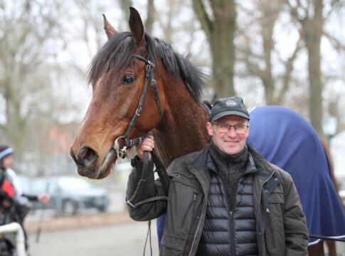 Herrenkrug-Spezi Slay The Dragon verhindert deutschen Fegentri-Sieg Bernd Schrödl (Archiv), hier mit Slay The Dragon