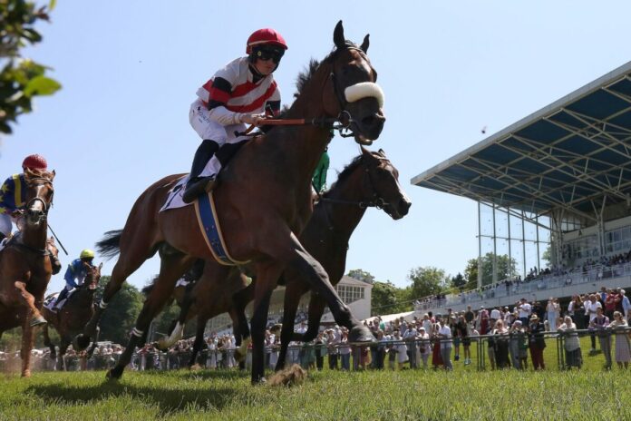 Merkur siegt unter Augustin Madamet Merkur siegt unter Augustin Madamet