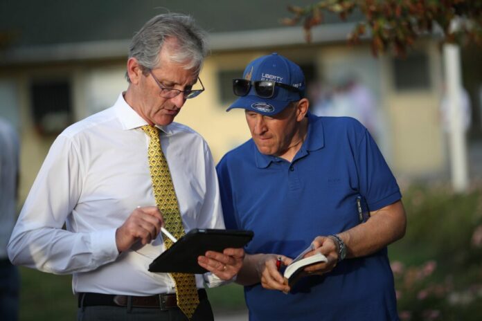 Lars-Wilhelm Baumgarten (re.) bei der BBAG-Auktion (Archiv) Lars-Wilhelm Baumgarten (re.) bei der BBAG-Auktion (Archiv)