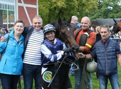 Angermanns My Lady Dabandy sorgt für Heimsieg im Scheibenholz My Lady Dabandy siegt unter Miquel Lopez