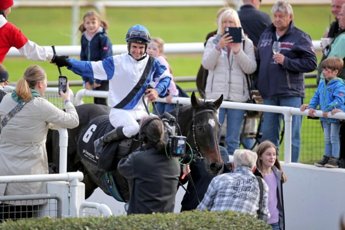 Vicente siegt unter Maxim Pecheur