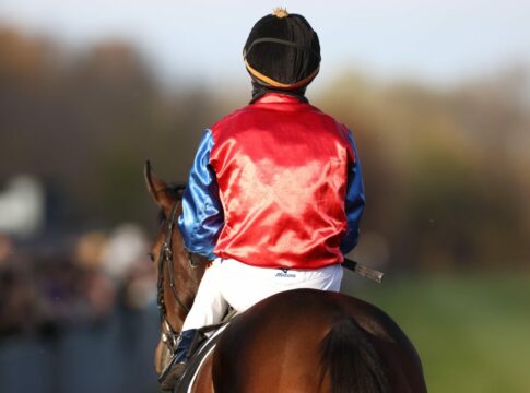 Jockey im Schlenderhaner Dress