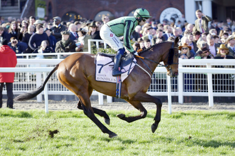 Rolle rückwärts: Hewick nicht ins Grand National sondern in den Aintree Bowl