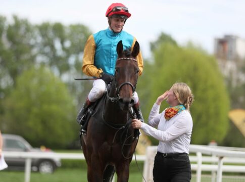 Weltbeste ohne Chance in Longchamp-Listenrennen Weltbeste