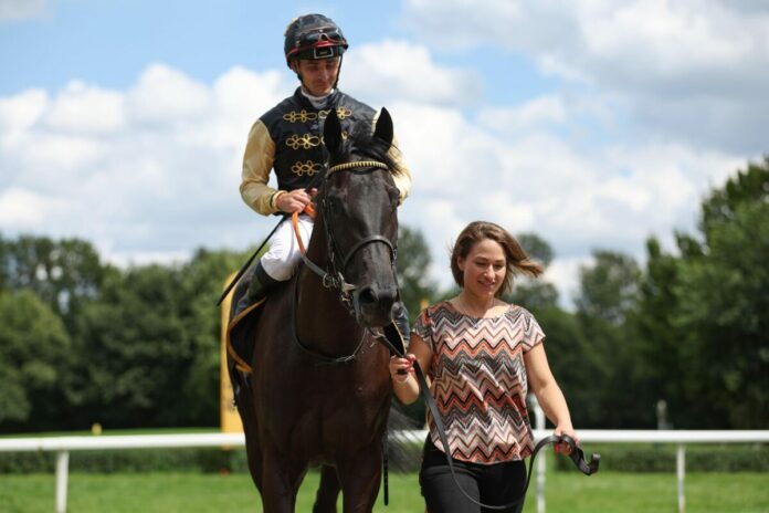 Diya nach dem Sieg in Mülheim Diya nach dem Sieg in Mülheim