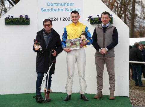 Schael war der 30. – MacRedmond nun mit vier Kilo Erlaubnis Schael siegt unter Senan Macredmond