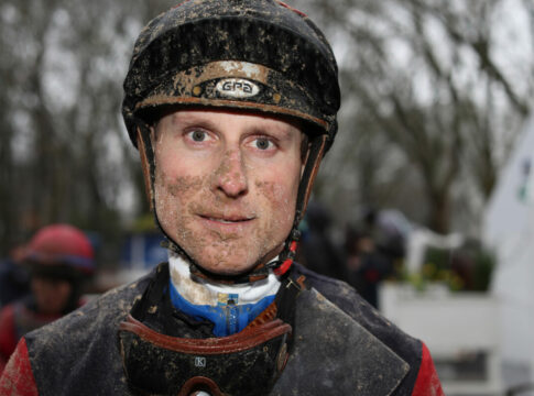 Martin Seidl nach einem Rennen auf der Dortmunder Sandbahn