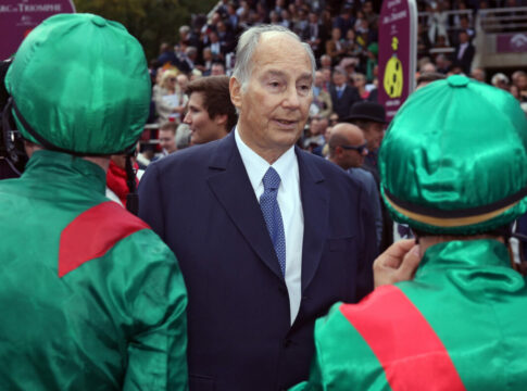 Aga Khan-Pferde stehen online zum Verkauf Aga Khan-Pferde stehen online zum Verkauf