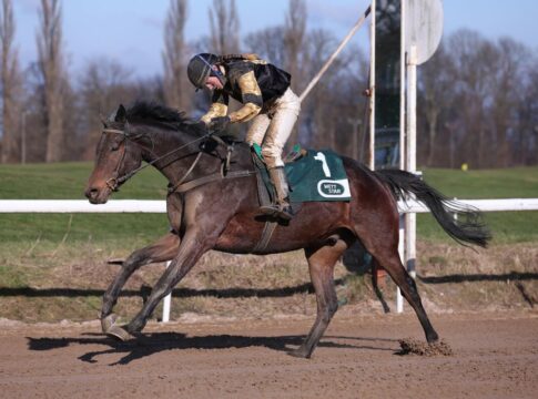 Gar nicht gütig: Anton der Guetige schnappt im Amateurrennen zu Anton der Guetige