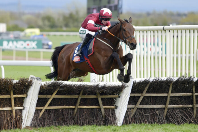 Aintree, Brighterdaysahead with Jack Kennedy up wins the Mersey Novices Hurdle