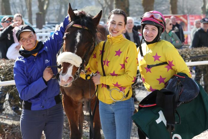 Company Keeping siegt unter Lilly-Marie Engels