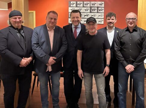 Ex-Fussball-Boss Holger Scholze neuer Präsident des Dresdener Rennvereins Dresden Vorstand