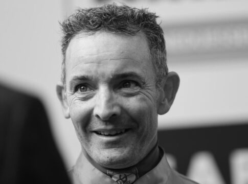 Französischer Ex-Jockey Alexandre Roussel verstorben Französischer Ex-Jockey Alexandre Roussel verstorben