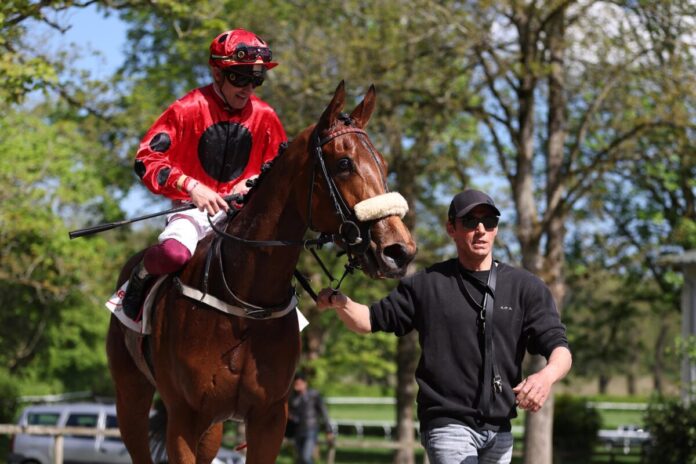 Pershing siegt unter Bertrand Flandrin