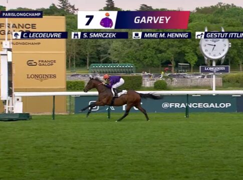 Erstauftritt im Handicap - Garvey gewinnt für Smrczek in ParisLongchamp Garvey