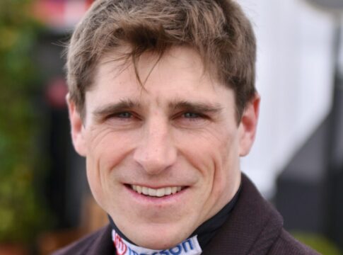 Harry Skelton schnappt sich 500.000 Pfund im David Power Jockey Cup Harry Skelton