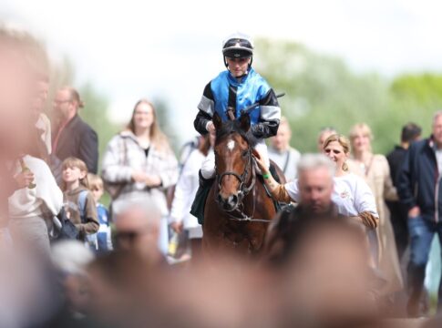 Klaudius zu stark – Favoritensieg im Preis des 1.FC Köln Klaudius siegt unter Sibylle Vogt