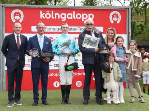 Warum ein Limit? – Why Limit unter Robin Weber völlig souverän Why Limit siegt unter Robin Weber