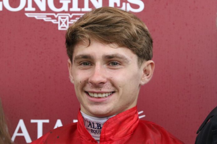 Vertical Blue siegt unter Alexis Pouchin im Qatar Prix Marcel Boussac - Criterium des Pouliches, Gr.1