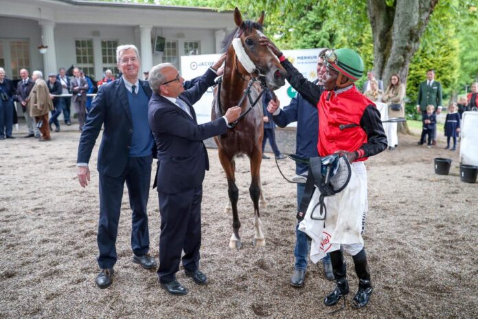 Delgardo siegt unter Eduardo Pedroza im MERKUR SPIELBANKEN Derby Trial, Listenrennen