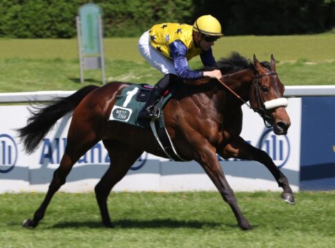 Großer Preis von LOTTO Hamburg zum Finale des Derby-Meetings Eagle Emblem