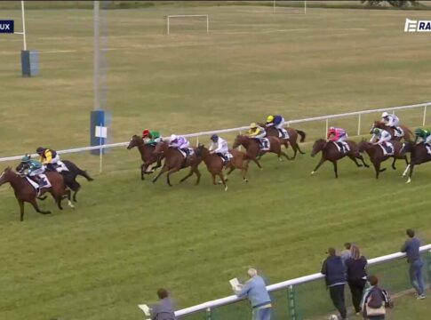 Sea The Moon-Bruder Sea The Man enttäuscht in Evreux Sea The Man