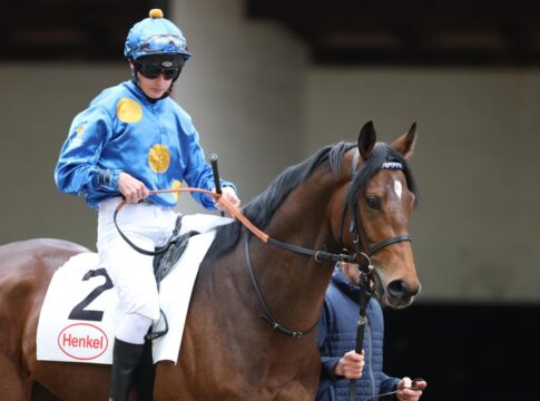 Deutsches Duo unplatziert bei britischem Derby Italiano-Sieg Zauberkönig