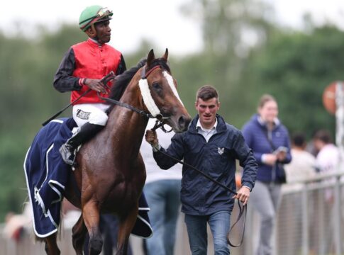 Für den Derbysieg nicht unwichtig - Mitfavorit ohne Seitenblender Delgardo unter Eduardo Pedroza und mit Seitenblender