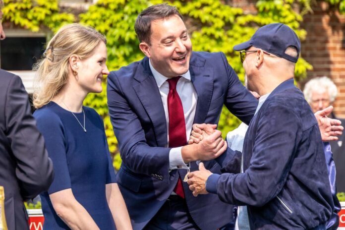 Lady Charlotte siegt unter Adrie de Vries im Diana-Trial der BEST PLACE Immobilien, Gr.3