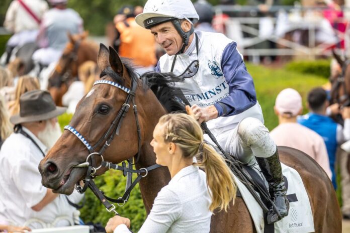 Lady Charlotte siegt unter Adrie de Vries im Diana-Trial der BEST PLACE Immobilien, Gr.3