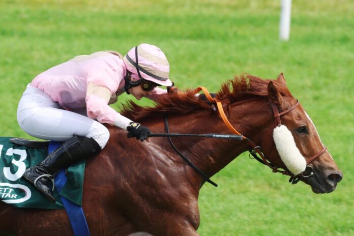 Red Nugget siegt unter Nina Baltromei