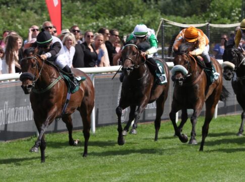 Hamburg-Spezi schnappt zu: Fuhrmann eins-zwei im Viererwetten-Sprint Mandy’s Girl siegt