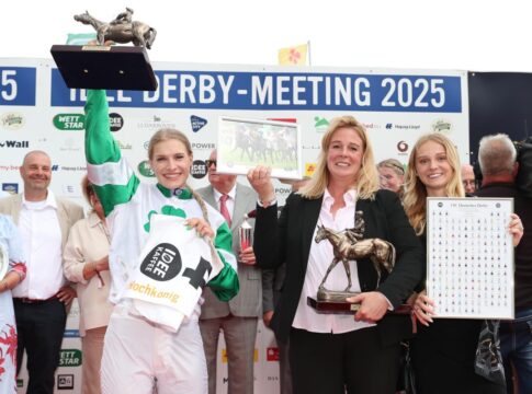 Hochkönig siegt unter Nina Baltromei im IDEE 156. Deutsches Derby, Gr.1