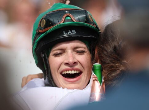 "Ich konnte nicht schlafen, habe mir das Derby noch 80 Mal angesehen" Nina Baltromei nach dem Sieg im IDEE 156. Deutschen Derby