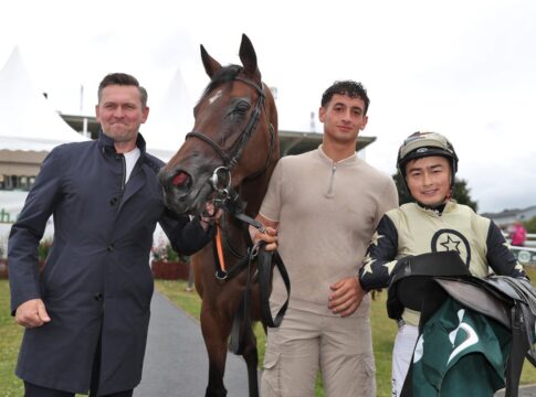 Im Spaziergang! Uulu und Marmara Star gewinnen Nachwuchsförderpreis Marmara Star und Team