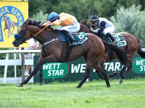 Meetingsmumm Tommorah sitzt - Fuhrmann-Ladies 1/2/3 im 1200 Meter-Sprint Tommorah siegt