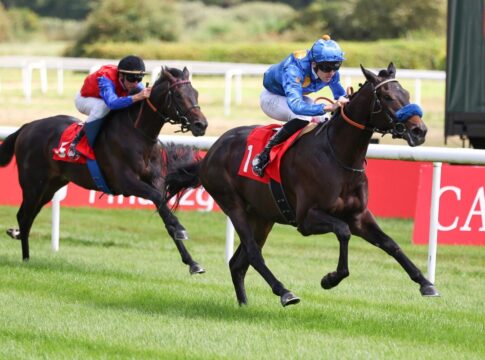 Start der Grossen Woche - Youngster Chiefland setzt erste Duftmarke Chiefland siegt unter Leon Wolff