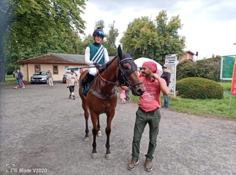 Invincible Royale im Ausgleich III nicht zu schlagen Invincible Royale