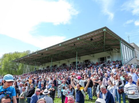 Krefeld rüstet sich für den Familien-Renntag der Sparkasse
