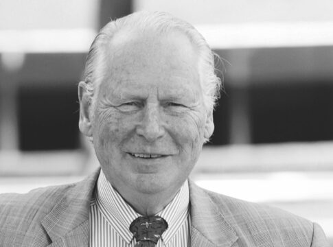 Trauer um fünffachen Amateur-Champion Rickwan von der Lancken-Wakenitz 002D110910HOPPEGARTEN.JPG