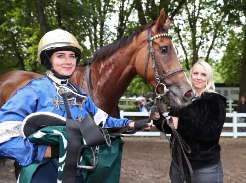 Johne-Premiere für Kleinkorres - Synonymous sorgt für Heimsieg Synonymous siegt unter Celine Johne