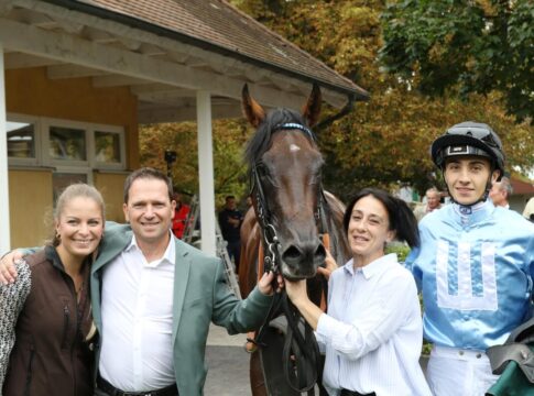 Rosenflügel wachsen Flügel – Suborics feiert wie Boutin zweiten Meetings-Sieg Rosenflügel siegt unter Hugo Boutin