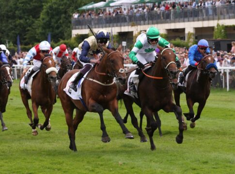 39 Pferde für Bayern-Grand Prix genannt - Auch die ersten Vier aus dem Derby Enzian, Hochkönig, Convergent und Lazio (v.re.)