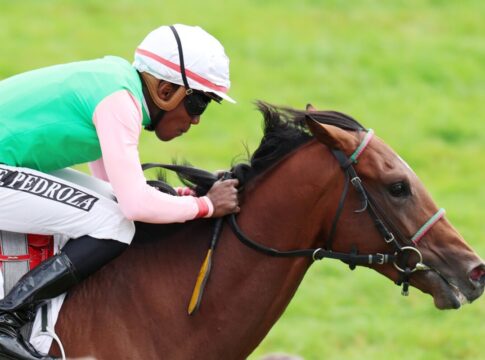 Gostam siegt unter Eduardo Pedroza im 152. Renate und Albrecht Woeste-Zukunftsrennen