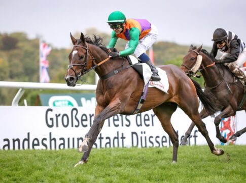Short Final gewinnt den GP der Landeshauptstadt Düsseldorf Short Final siegt unter Marco Ghiani im 105. Grosser Preis der Landeshauptstadt Düsseldorf