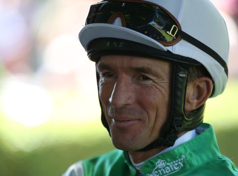 De Vries sechsmal in Meydan - Sein Gruppe III-Ritt ist jedoch Nichtstarter Adrie de Vries