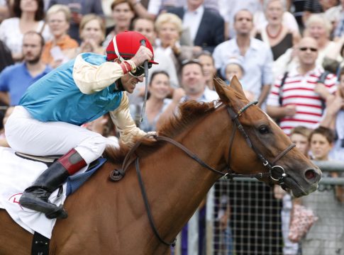 Sohn aus Röttgener Diana-Siegerin Enora in Japan noch ungeschlagen Enora